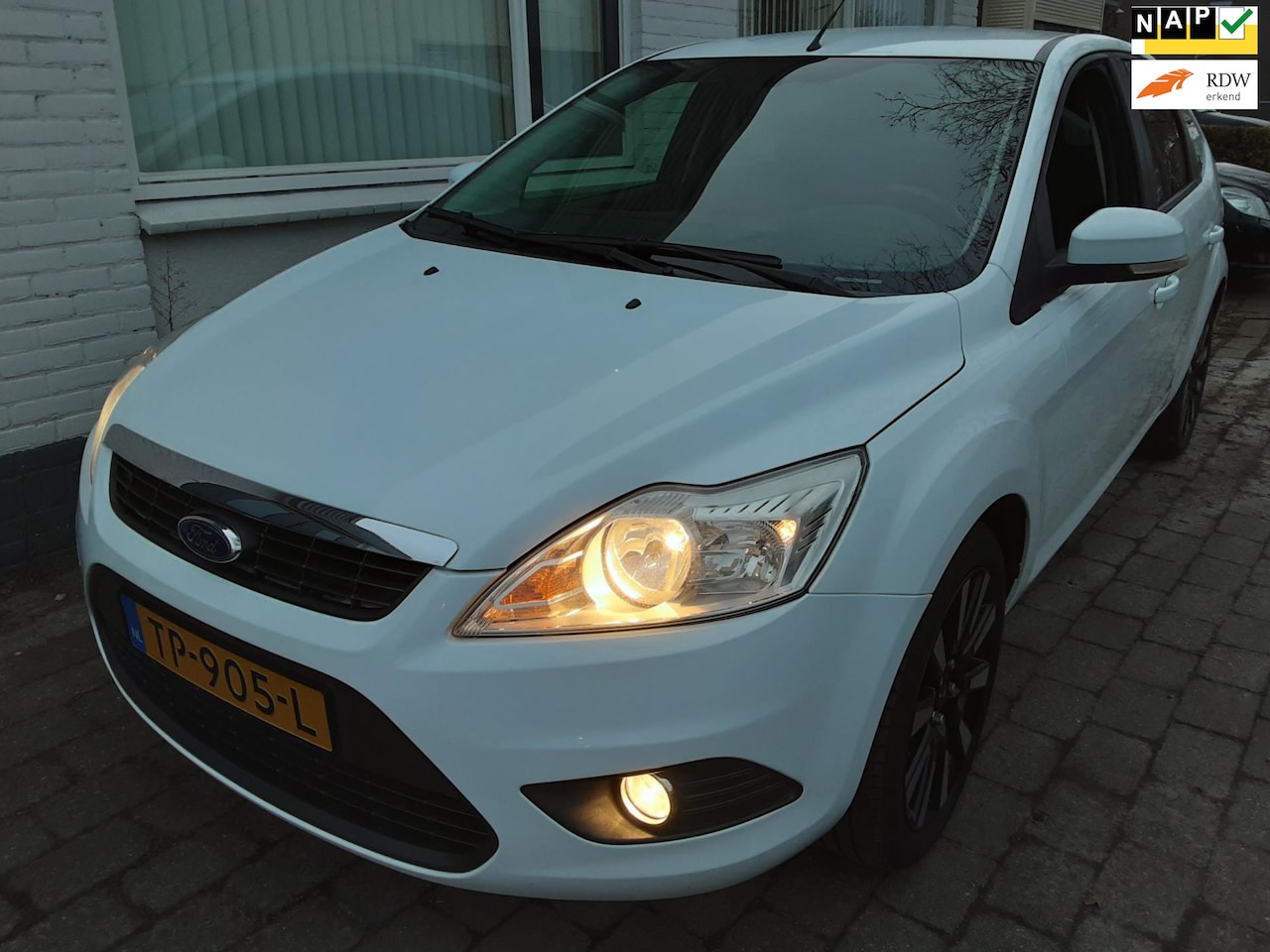 Ford Focus - 1.8 Limited Flexi Fuel 1.8 Limited Flexi Fuel - AutoWereld.nl