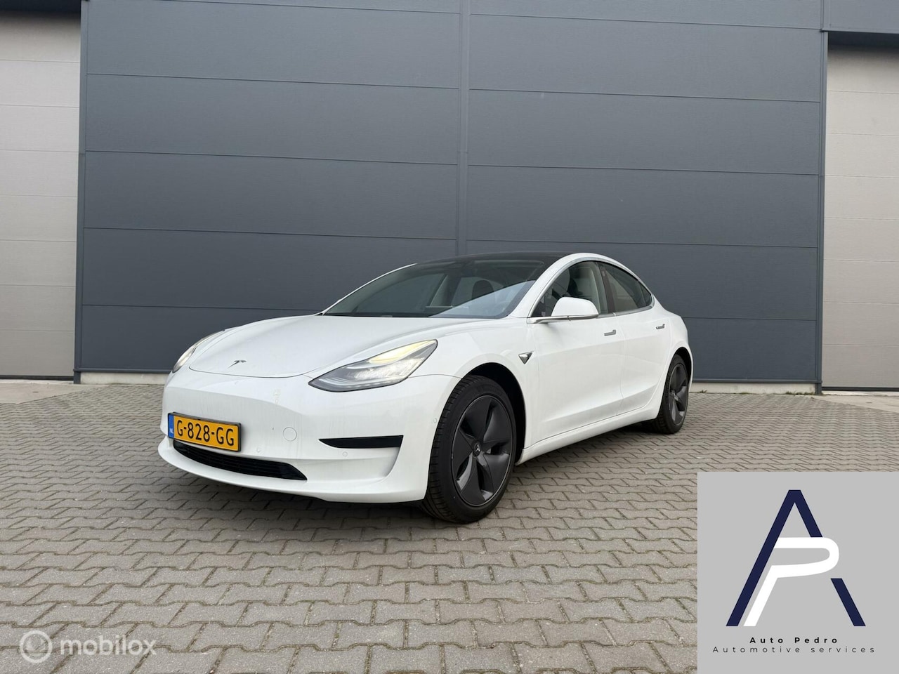 Tesla Model 3 - Standard RWD Plus 60 kWh TREEKHAAK PEARL WHITE LEDER BTW PANORAMADAK - AutoWereld.nl