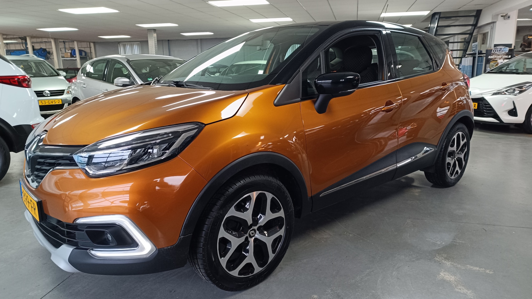 Renault Captur - 0.9 TCe Intens Clima Navi Pure intens verlichting 70476 km - AutoWereld.nl