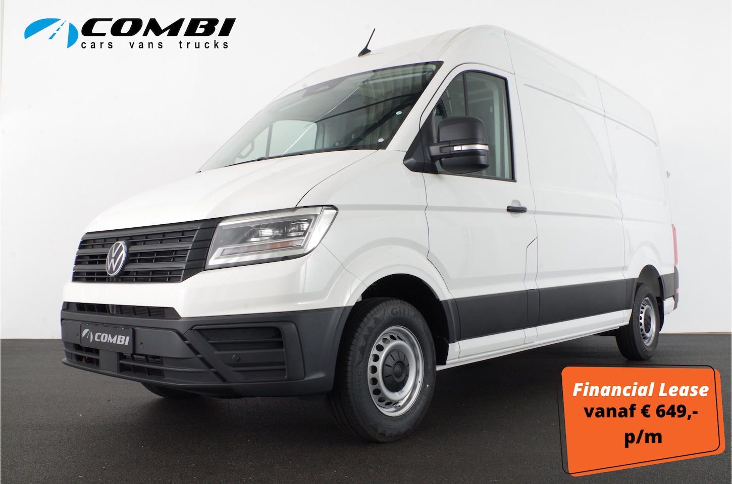 Volkswagen Crafter - 35 2.0 TDI L3H3 > Nieuw type en veel opties! LED/Camera/Comfort stoel... | 6810 | Lease oo - AutoWereld.nl