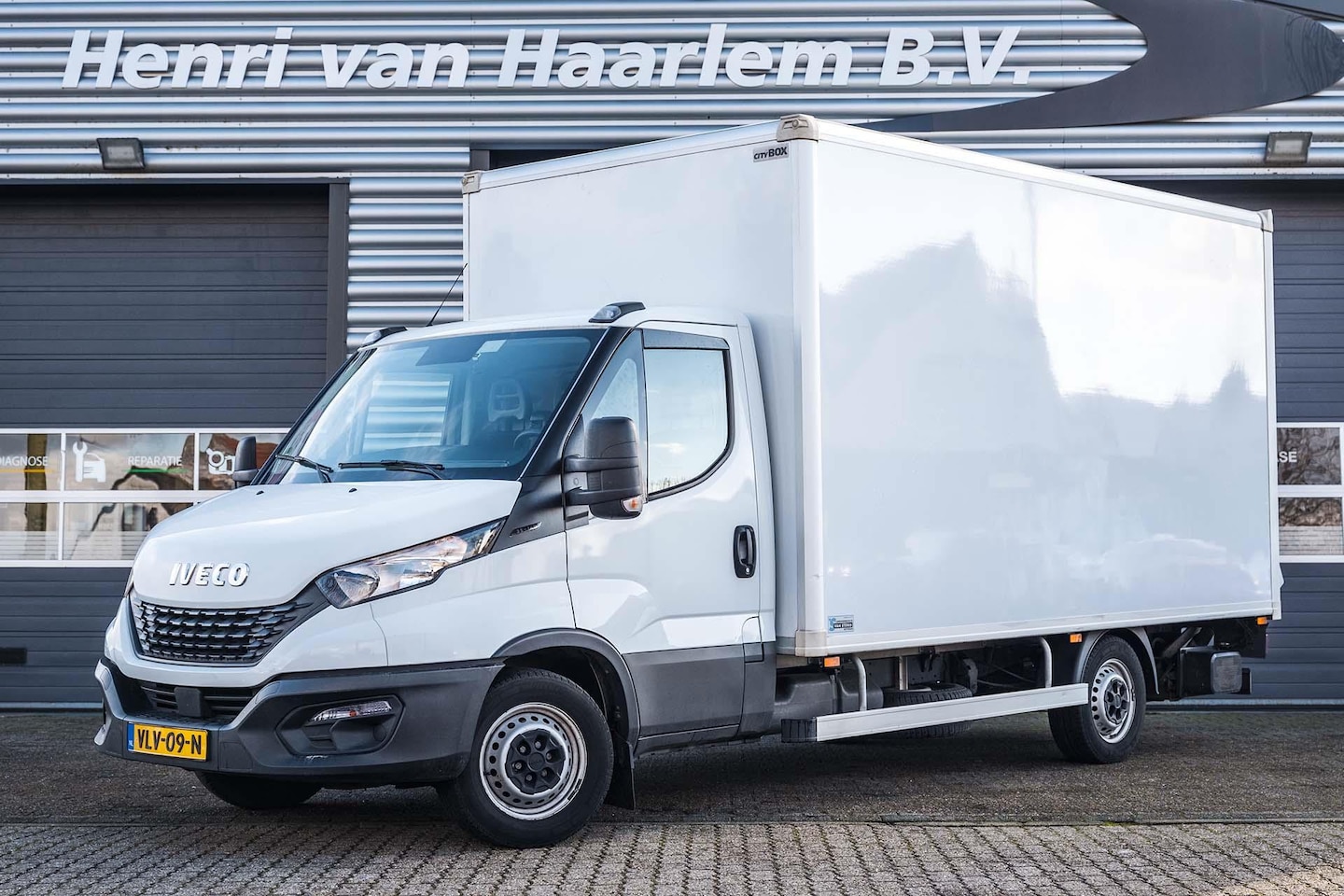 Iveco Daily - 35S14V 2.3 410 H2 35S14V 2.3 410 H2 - AutoWereld.nl