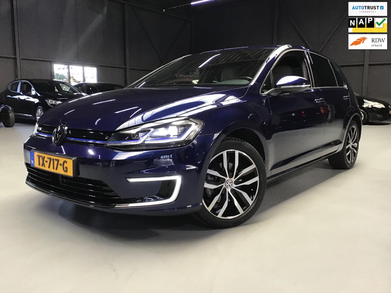 Volkswagen e-Golf - E-Golf I Leder I Navi I Camera I Digital Dash I Clima I Cruise contr I Led I Carplay I Apk - AutoWereld.nl