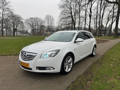 Opel Insignia Sports Tourer - 1.6 T Edition Navi-Xenon-Led