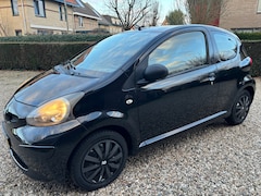 Toyota Aygo - 1.0-12V