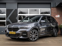 BMW X1 - sDrive20i High Executive M Sport | Shadow | Panorama | Head-Up | Trekhaak | Memory | Camer