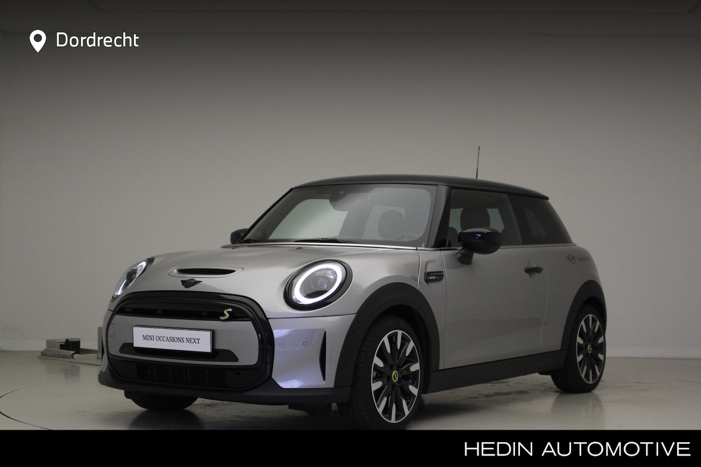 MINI Mini-Electric - 3-deurs Camden Edition 33 kWh | Premium Plus | stuur+stoelverwarming | Harman Kardon | Pan - AutoWereld.nl