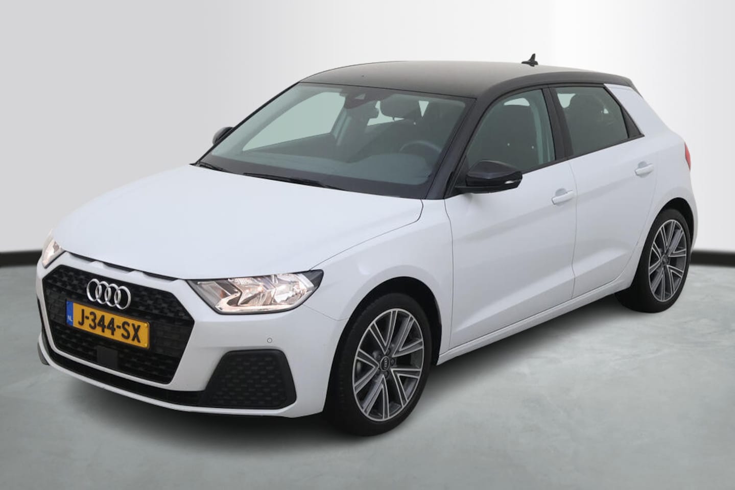 Audi A1 Sportback - 25 TFSI 96pk Epic | Parkeerhulp V+A | Achteruitrijcamera - AutoWereld.nl