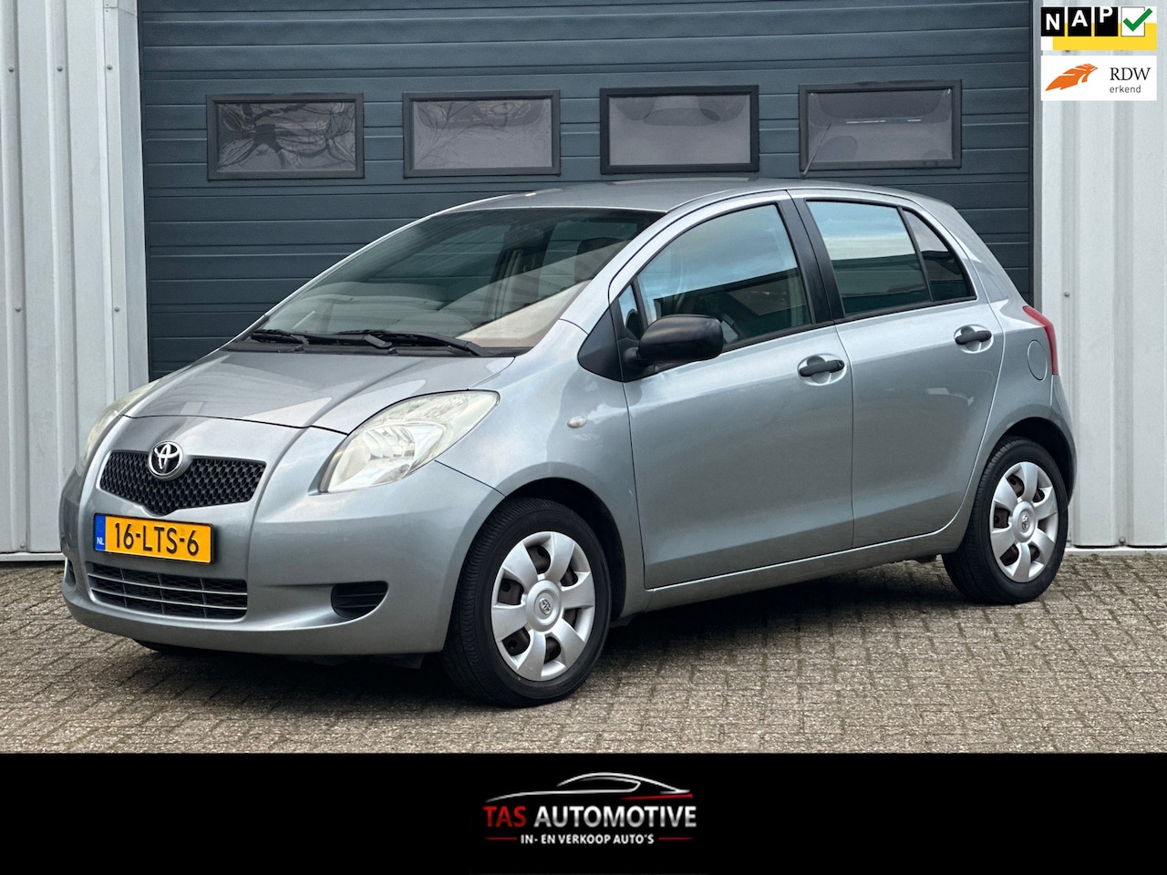 Toyota Yaris - 1.3 VVTi Terra 5 deurs AIRCO / NIEUWE APK! - AutoWereld.nl