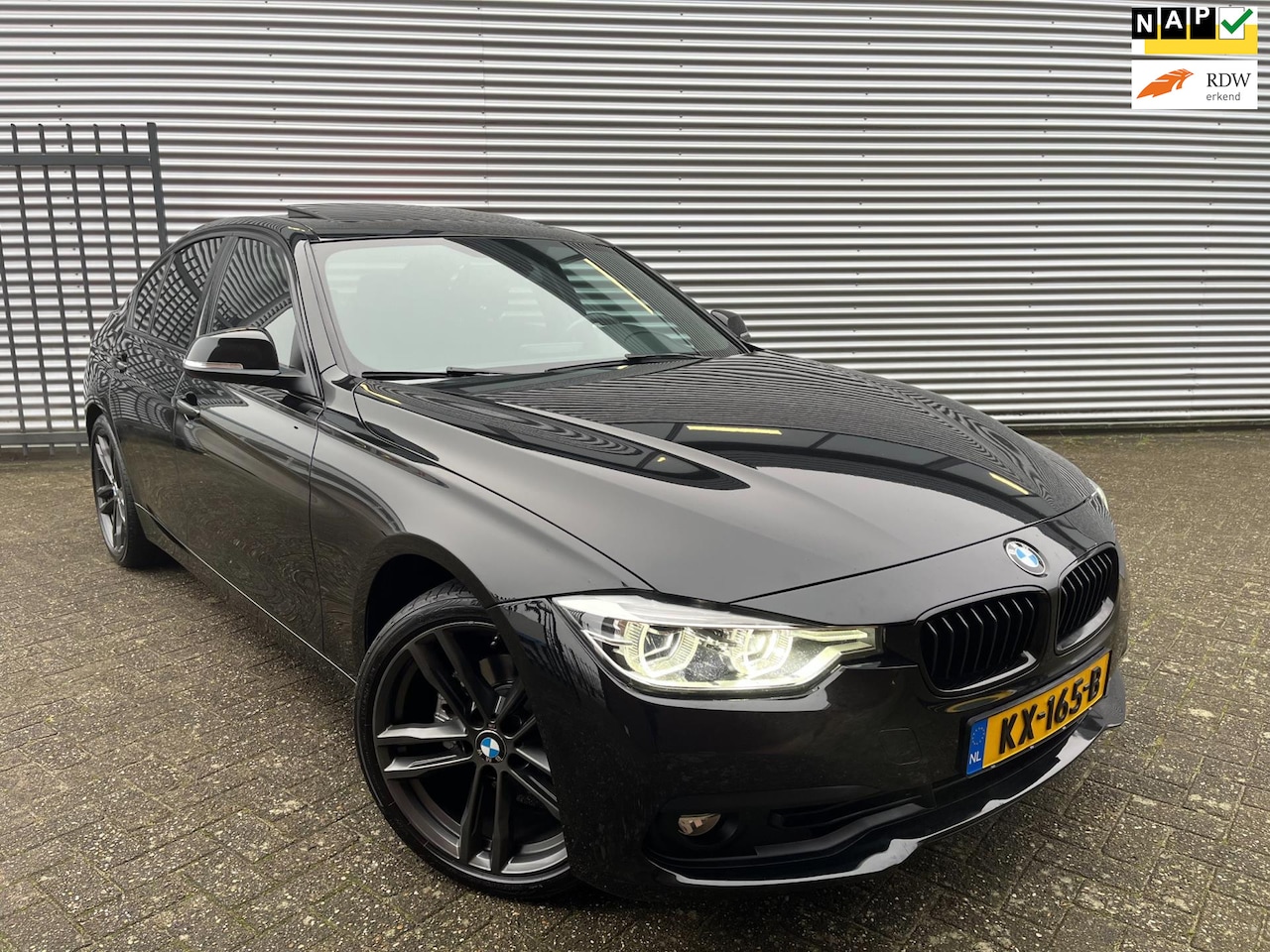 BMW 3-serie - 330e Centennial Executive|Camera|Schuifdak|Navi|Airco|19inch|Glascoating| - AutoWereld.nl