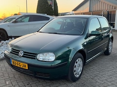 Volkswagen Golf - 1.4-16V Trendline Benzine Youngtimer 81.000 KM