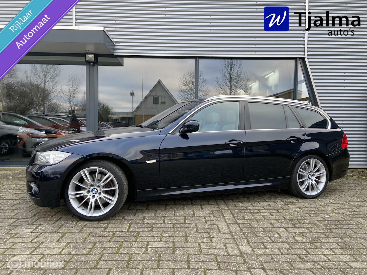 BMW 3-serie Touring - 325xi Business Line M Sport 325xi Business Line M Sport - AutoWereld.nl