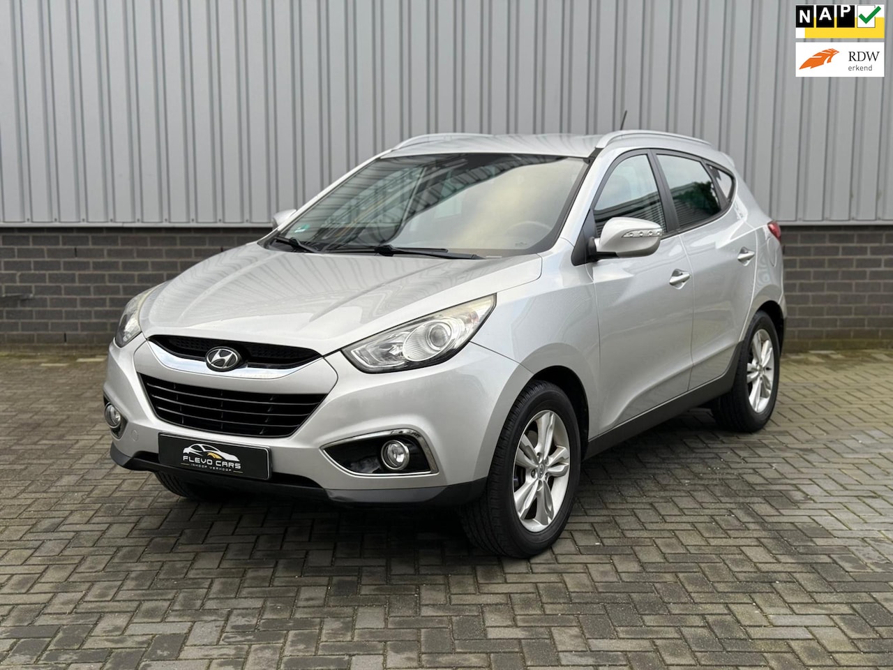 Hyundai ix35 - 2.0i Business Edition | Automaat | Navi | - AutoWereld.nl