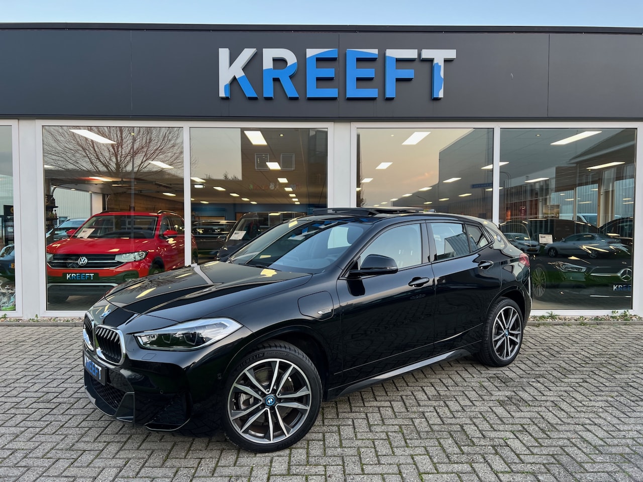 BMW X2 - xDrive25e High Executive Schuifdak - AutoWereld.nl