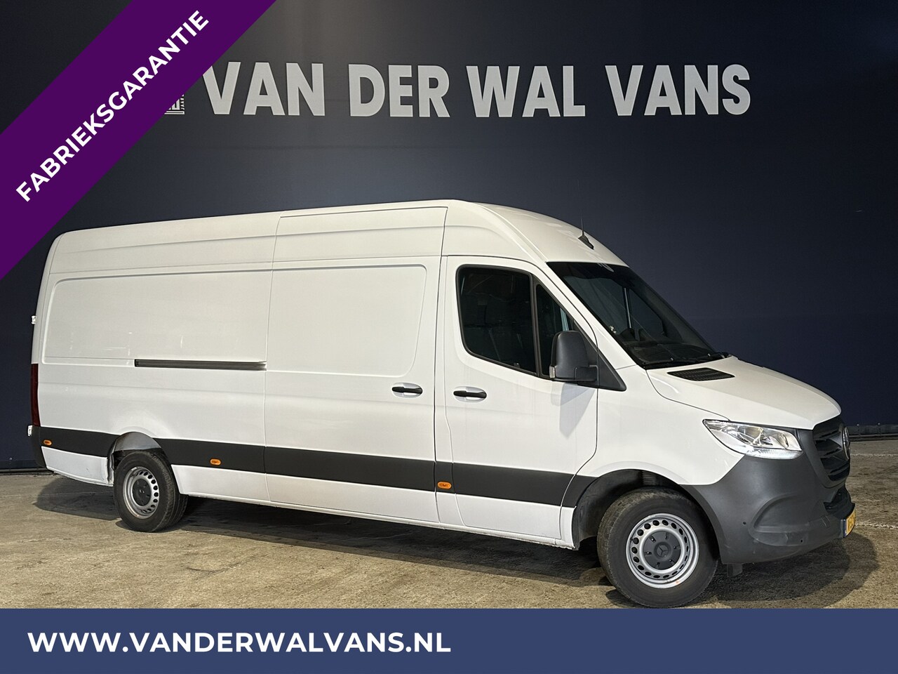 Mercedes-Benz Sprinter - 317 CDI 170pk L3H2 Fabrieksgarantie Euro6 Airco | Camera | Apple Carplay | Android Auto Cr - AutoWereld.nl