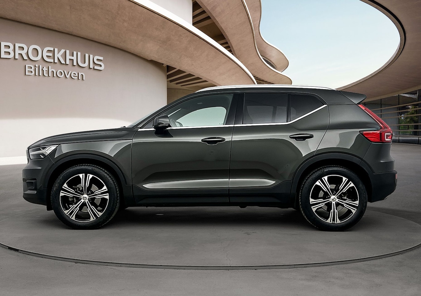 Volvo XC40 - T4 Inscription | Blis | Park Pilot + Camera | Adaptive Cruiscontrol | Stoel + Stuur verwar - AutoWereld.nl