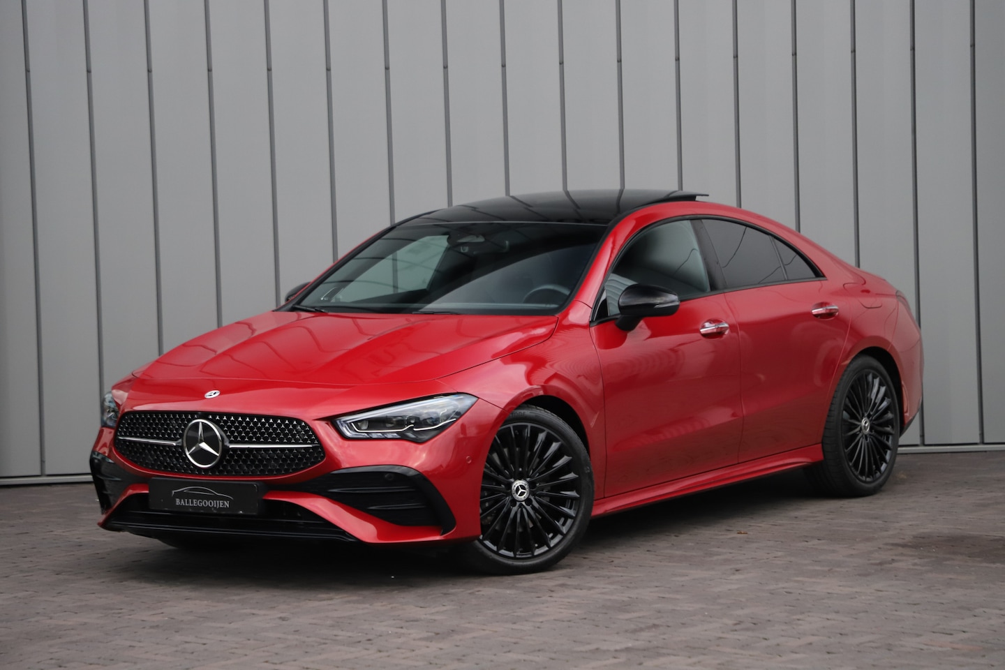 Mercedes-Benz CLA-Klasse - 200 AMG Aut7 | 164PK | Pano | Burmester | Keyles-go | Sfeerverlichting | Stuurwielverw. | - AutoWereld.nl