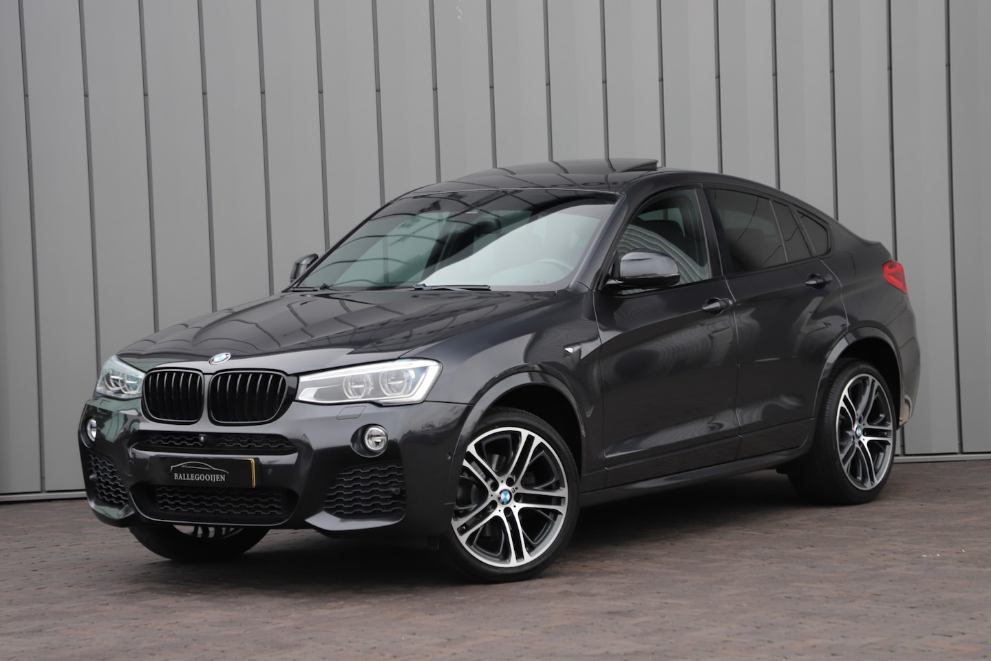 BMW X4 - xDrive35d High Executive | Aut8 | 313PK | Head-up | Keyles-go | Schuifdak | Memory | Leder - AutoWereld.nl