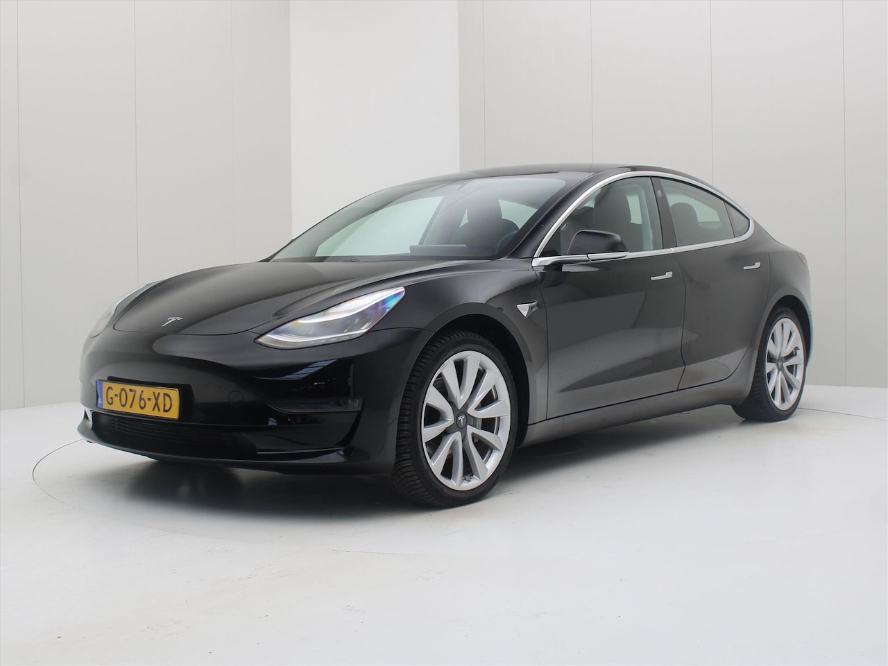 Tesla Model 3 - Long Range RWD Long-Range RWD - AutoWereld.nl