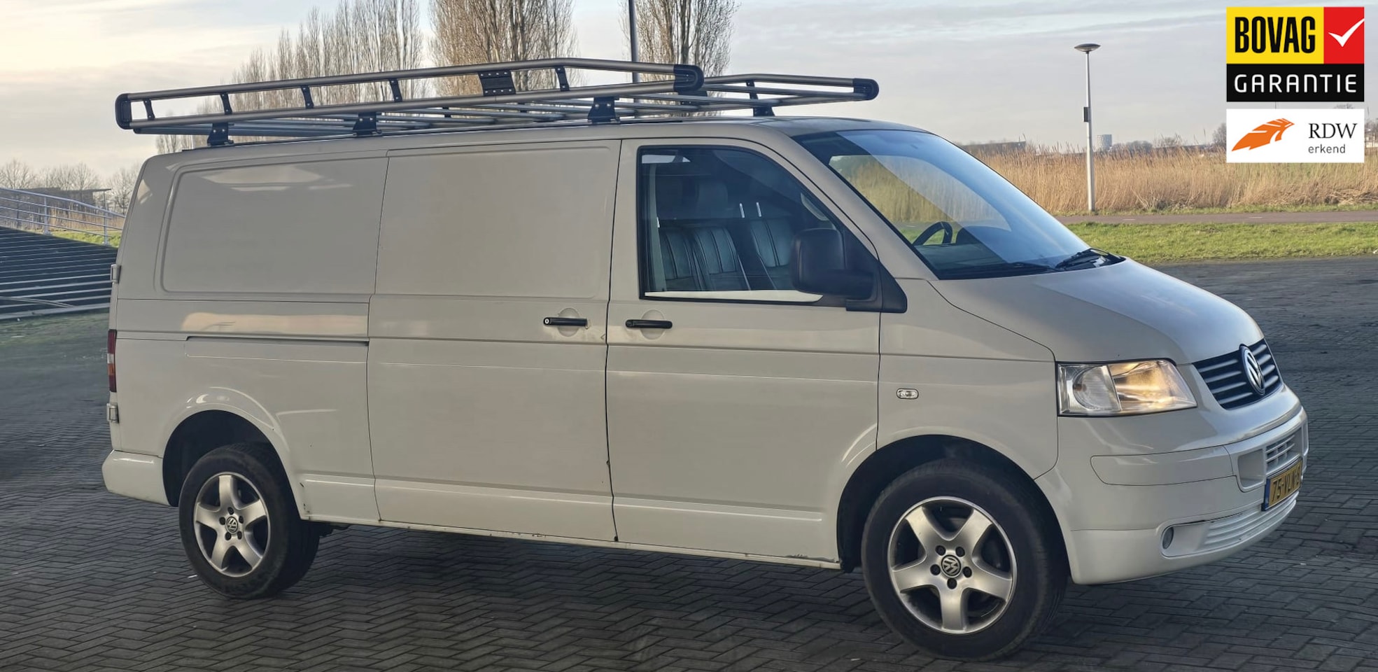 Volkswagen Transporter - 2.5 TDI L2H1 Imperiaal AC - AutoWereld.nl