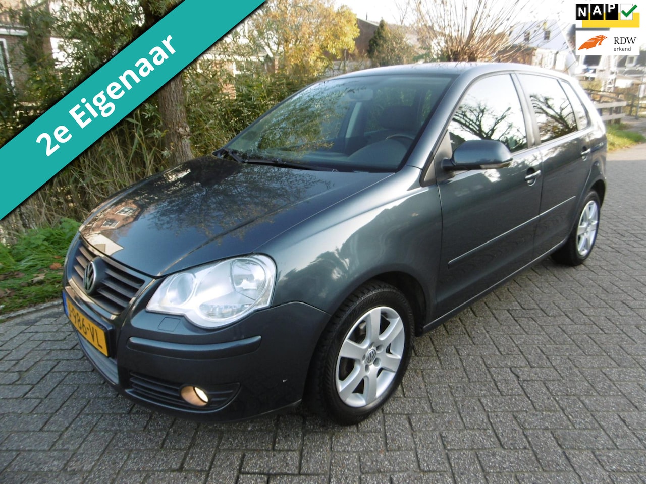 Volkswagen Polo - 1.2-12V 5-deurs Airco Cruise Zuinig 2e eigenaar - AutoWereld.nl