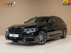 BMW 5-serie Touring - 520i M-Pakket High Executive / 184pk / Trekhaak / Panorama dak / Harman/Kardon / Dodehoek