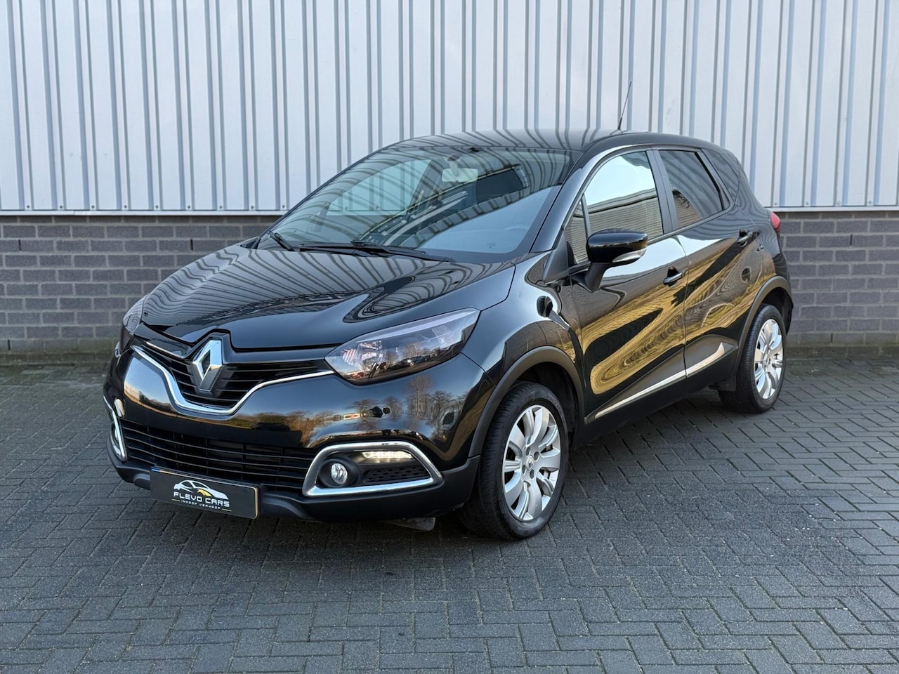 Renault Captur - 0.9 TCe Expression | Navigatie | Cruisecontrol | - AutoWereld.nl