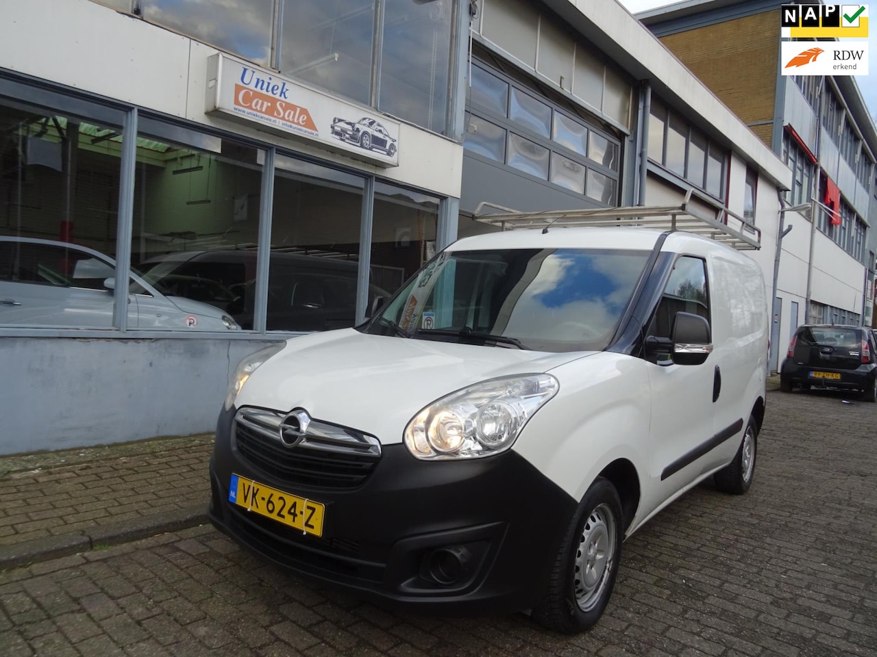 Opel Combo - 1.3 CDTi L1H1 ecoFLEX 1.3 CDTi L1H1 ecoFLEX - AutoWereld.nl