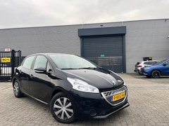 Peugeot 208 - 1.4 e-HDi AUTOMAAT Navigatie|Cruise Luxe Active