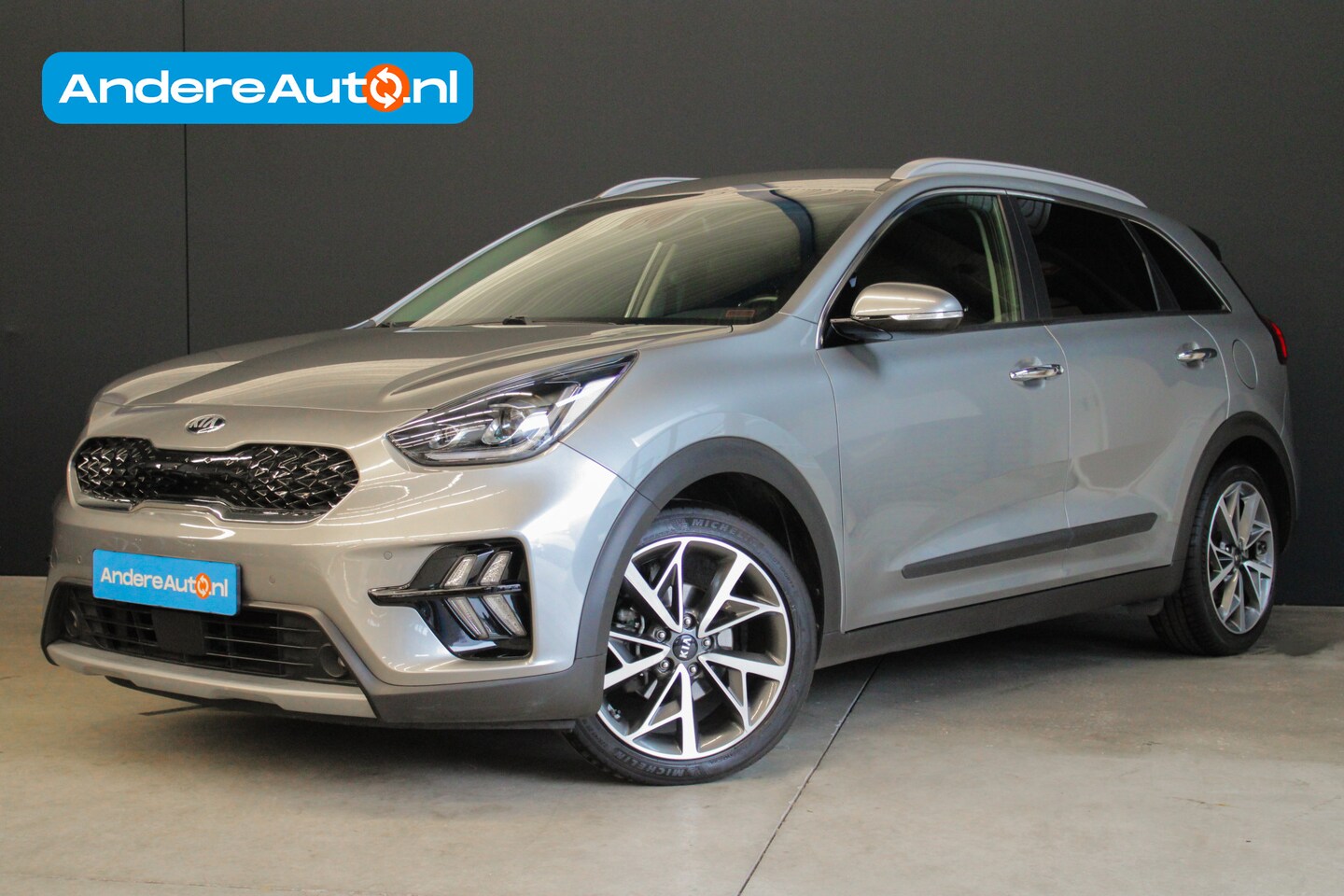 Kia Niro - 1.6 GDi Hybrid ExecutiveLine |leder|perfect onderhouden|stoelkoeling|18"|JBL|virtual dashb - AutoWereld.nl