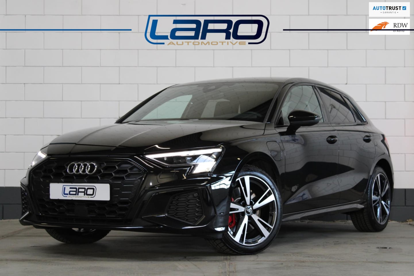 Audi A3 Sportback - 45 TFSI e S-Line 245pk | RS-Stoel B&O Matrix Cam ACC Sfeer BTW Keyless CarPlay - AutoWereld.nl