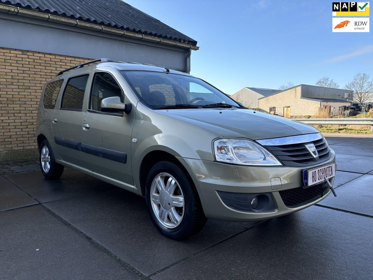 Dacia Logan MCV - 1.6-16V Lauréate 7p. 1.6-16V Lauréate 7p. - AutoWereld.nl