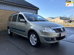 Dacia Logan MCV - 1.6-16V Lauréate 7p