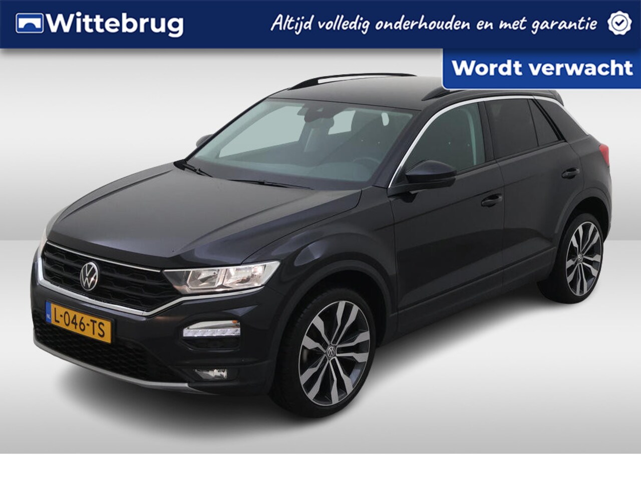 Volkswagen T-Roc - 1.0 TSI Style / App connect / Airco / Parkeersensoren/ Do glas/ Suzuka 19 inch - AutoWereld.nl