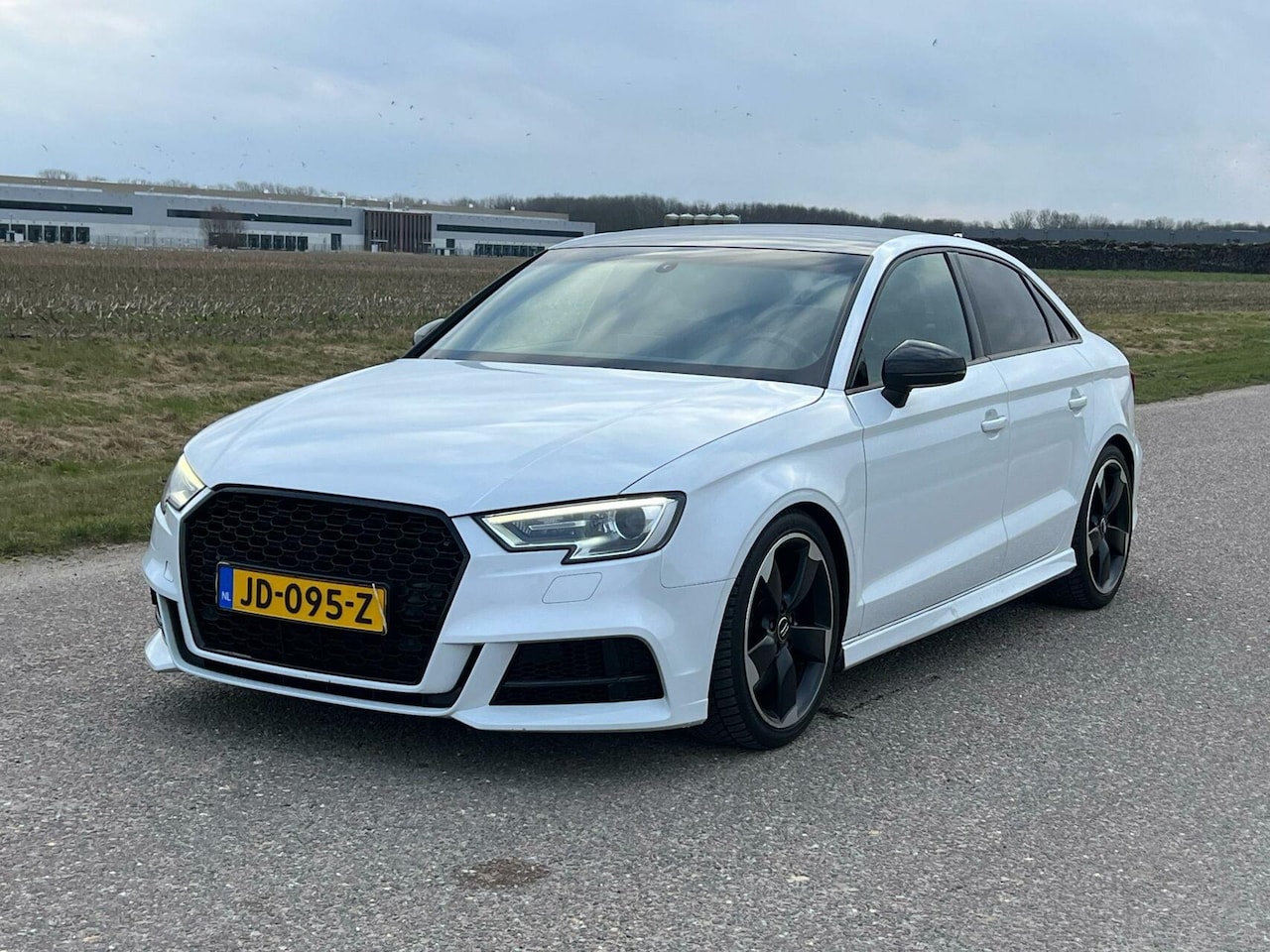 Audi S3 - Sedan 2.0 TFSI Quattro|CAMERA|18''|ACC|STOELVW|NAVI - AutoWereld.nl