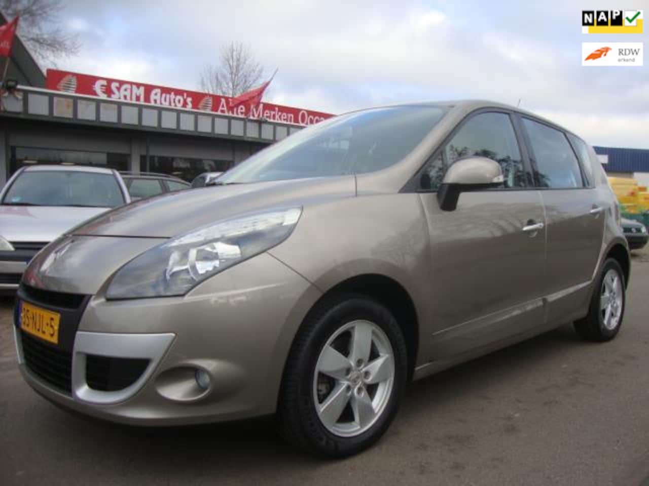 Renault Scénic - 1.6 Dynamique 1.6 Dynamique ( NAVI 6- VER ) - AutoWereld.nl