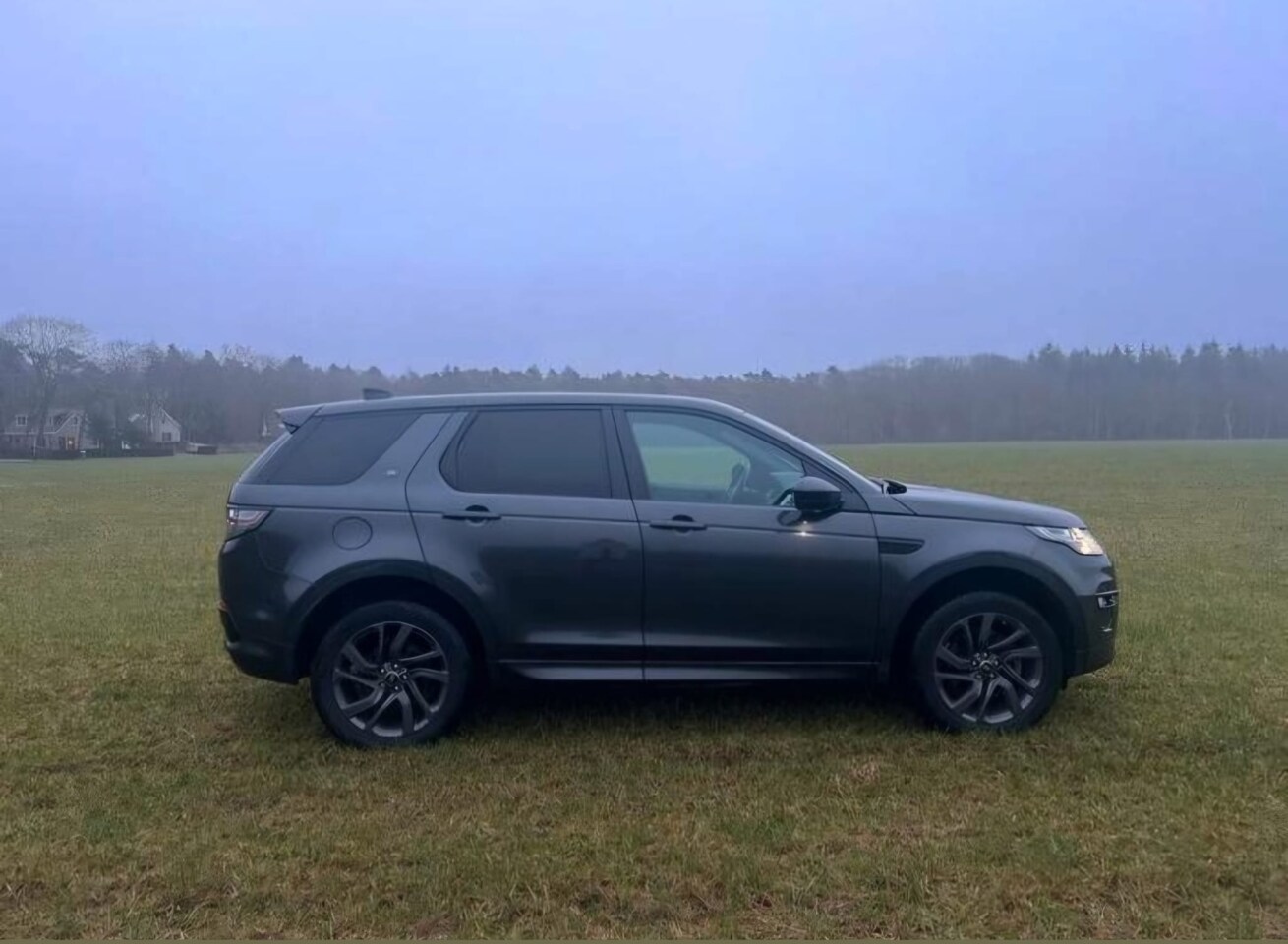 Land Rover Discovery Sport - 2.0 TD4 HSE Luxury Pano, memory, trekhaak - AutoWereld.nl