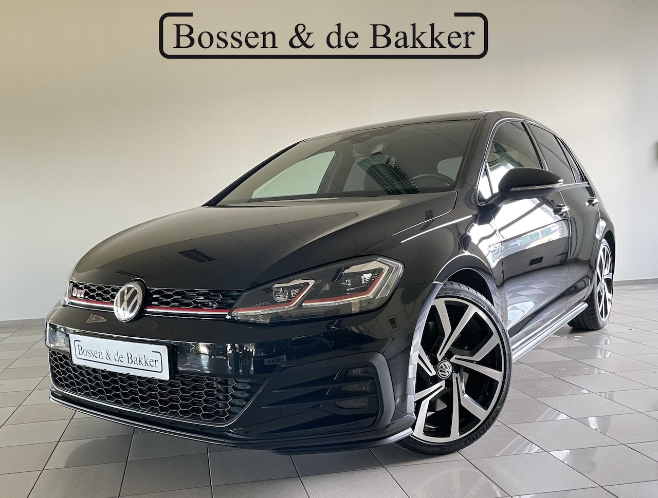 Volkswagen Golf - 2.0 TSI GTI Performance | Schuifdak |  Adaptieve Cruise | 19" Brescia | Carplay - AutoWereld.nl