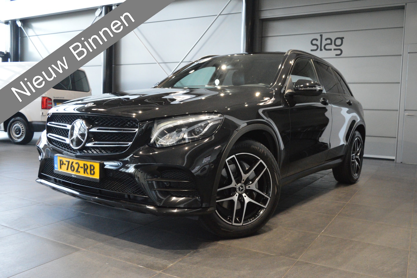 Mercedes-Benz GLC-klasse - 250 4MATIC AMG Pakket navi camera led pdc trekhaak !! - AutoWereld.nl