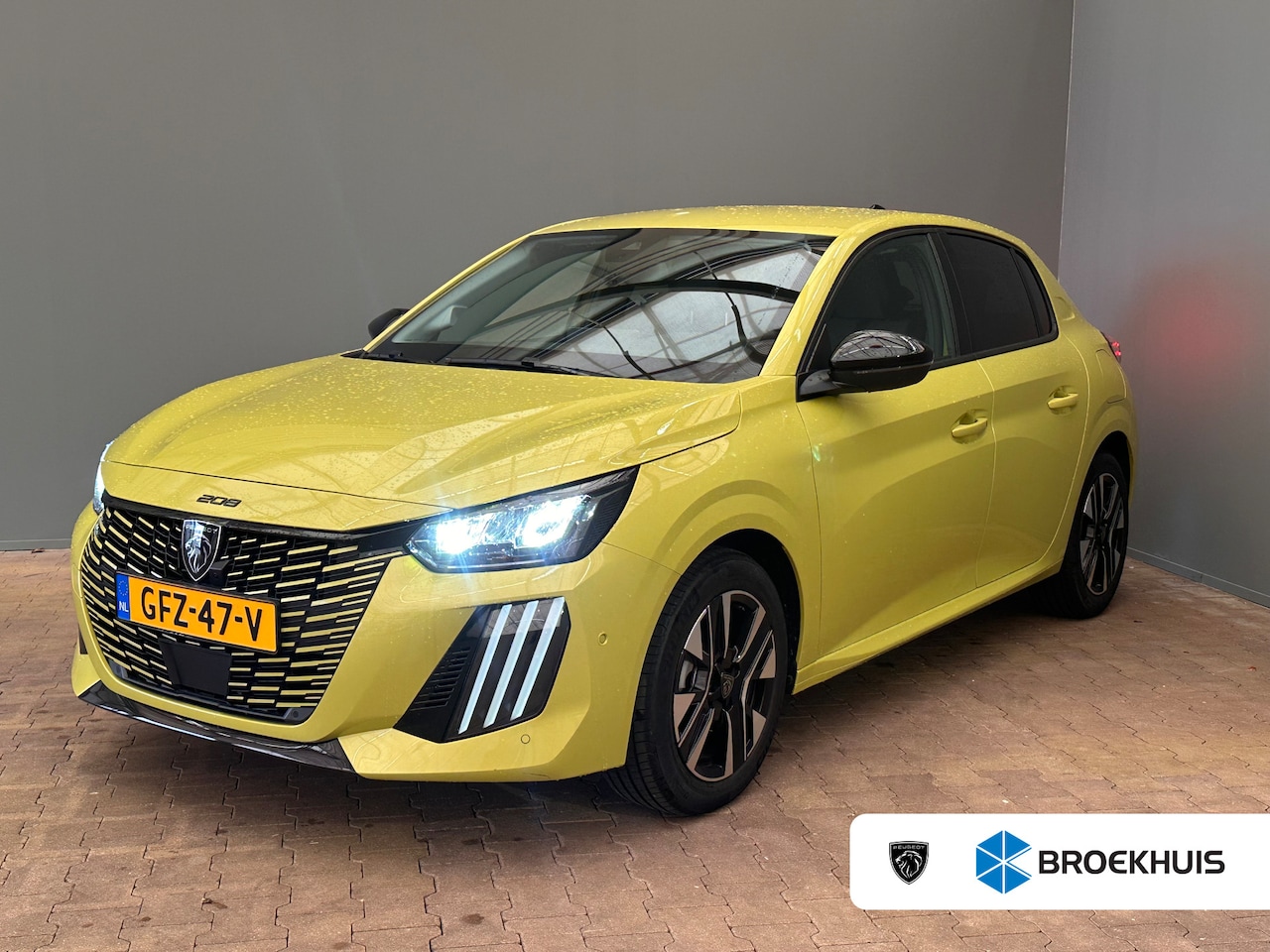 Peugeot 208 - 1.2 PureTech 100 Allure | Apple Carplay/Android Auto | DAB ontvanger | LED dagrijverlichti - AutoWereld.nl