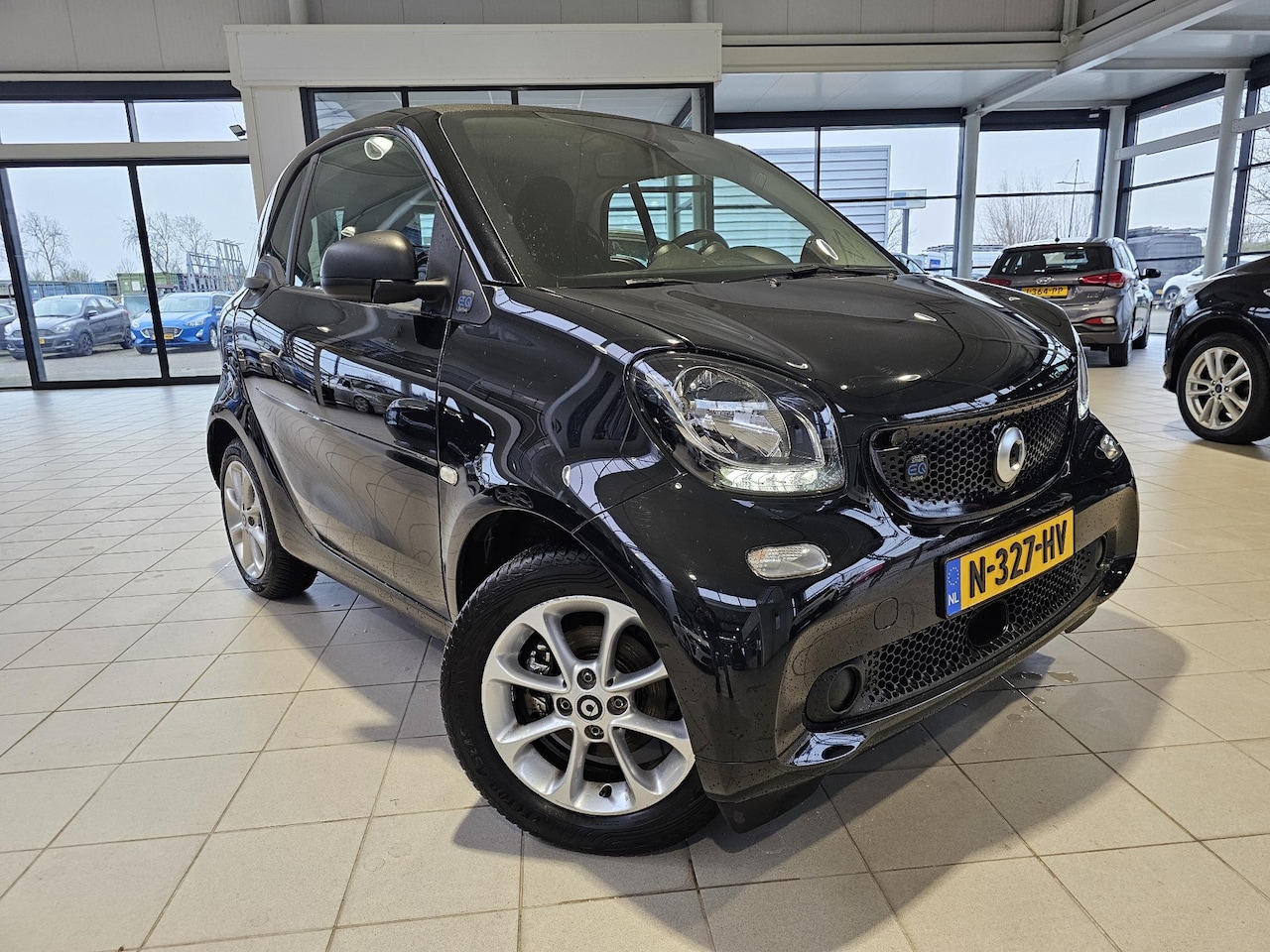 Smart Fortwo - EQ Comfort PLUS 18 kWh - AutoWereld.nl