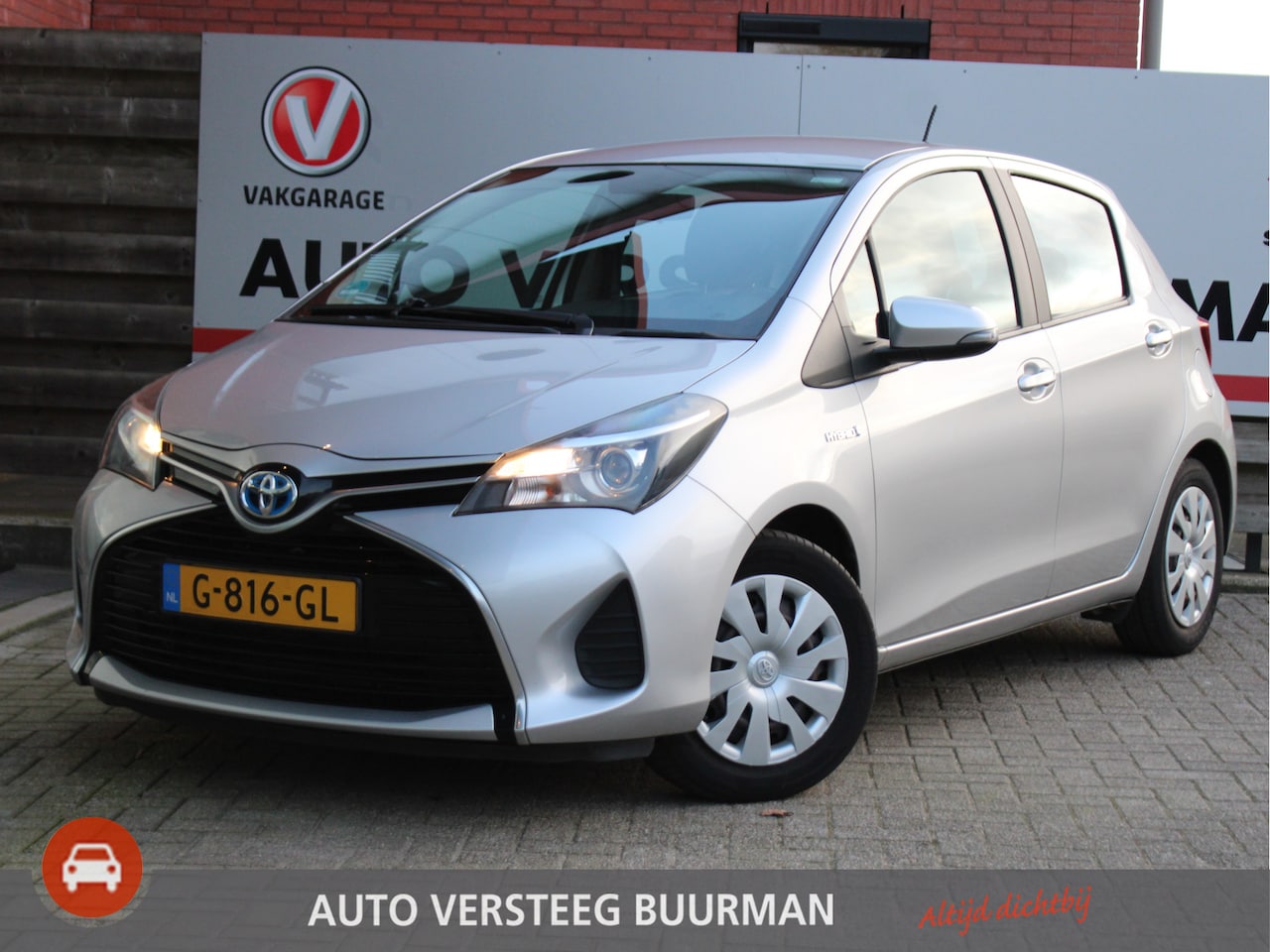 Toyota Yaris - 1.5 Hybrid Aspiration Automaat Cruise en Climate Control, Achteruitrijcamera, Bluetooth, R - AutoWereld.nl