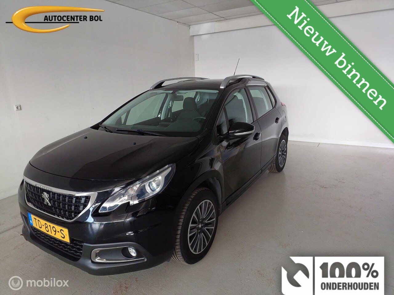 Peugeot 2008 - 1.2 Automaat Nav|Cruise C|Airco - AutoWereld.nl