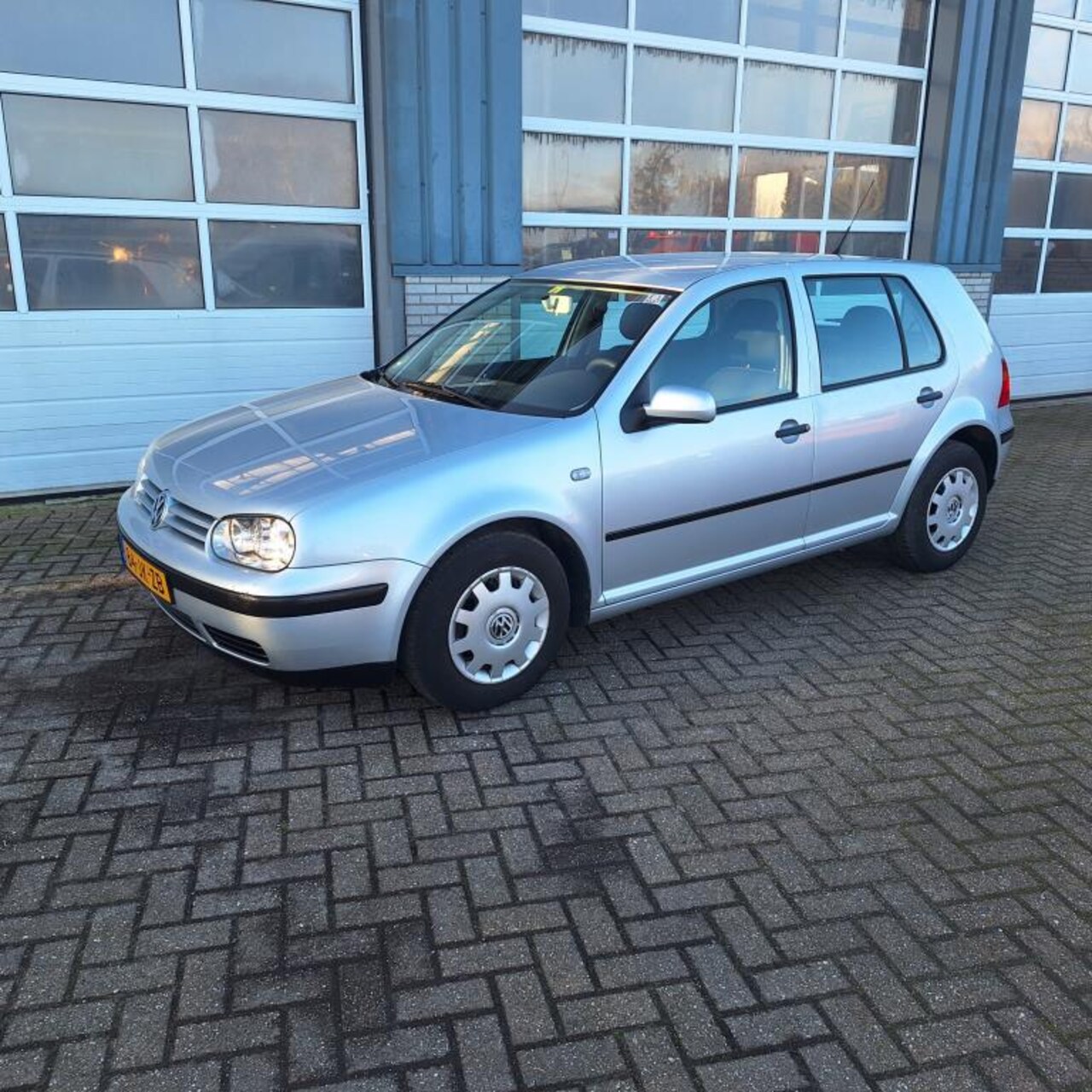 Volkswagen Golf - 1.4-16V 1.4-16V - AutoWereld.nl