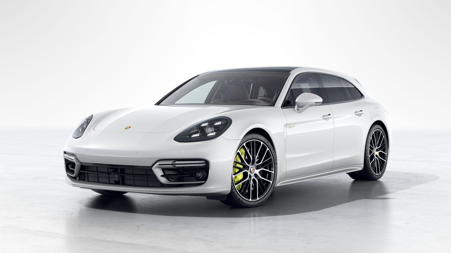 Porsche Panamera Sport Turismo - Turbo S E-Hybrid - AutoWereld.nl