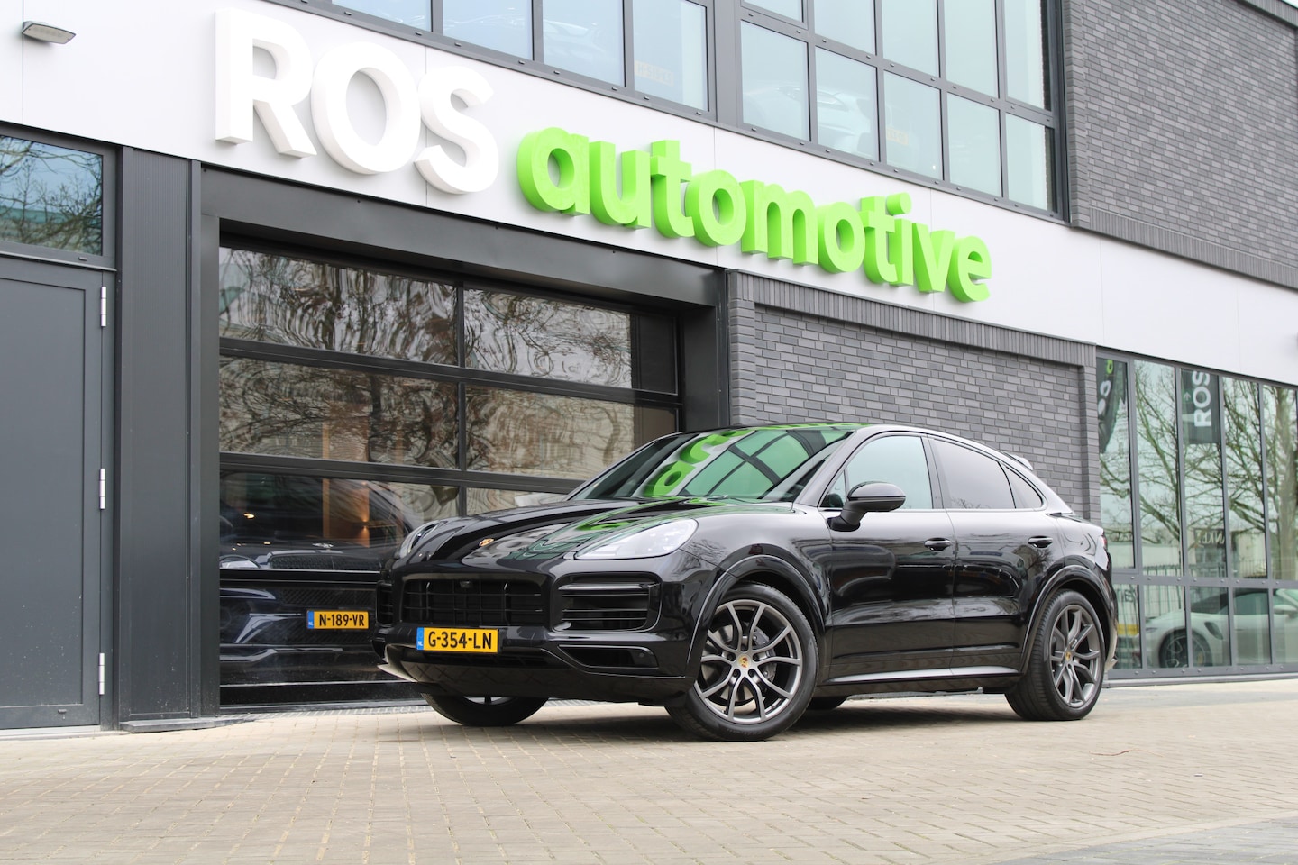 Porsche Cayenne Coupé - 3.0 E-Hybrid | NAP | LUCHTVERING | BOSE | 360 | SOFT-CLOSE | SPORTSTOELEN | ELEK TREKHAAK - AutoWereld.nl