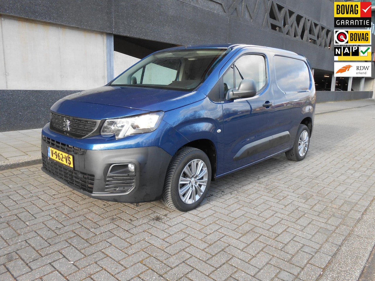 Peugeot Partner - 1.6 BlueHDI Premium 1.6 BlueHDI Premium - AutoWereld.nl