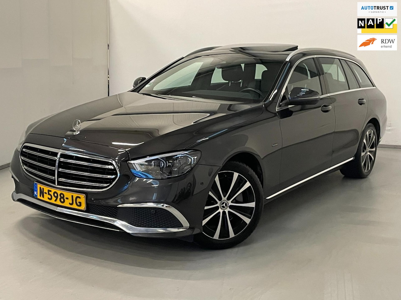 Mercedes-Benz E-klasse Estate - 300e / BTW / Schuifdak / Burmester / Memory - AutoWereld.nl