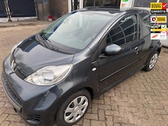 Peugeot 107 - 1.0-12V XS