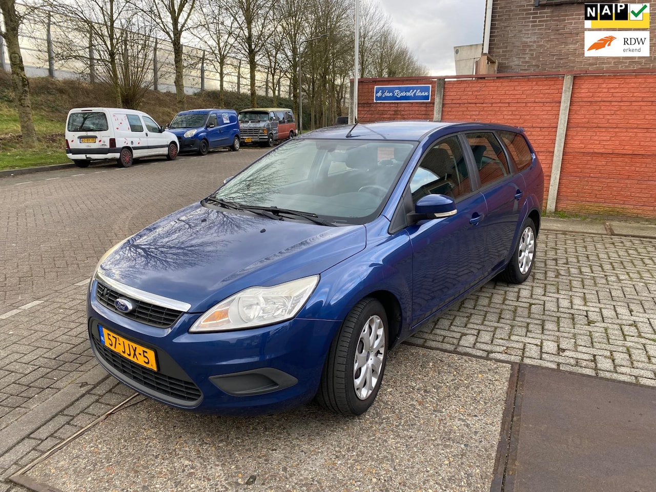 Ford Focus Wagon - 1.8 Trend Flexi Fuel 1.8 Trend Flexi Fuel - AutoWereld.nl