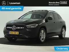 Mercedes-Benz GLA-Klasse - 250 e Plug-In Hybride | Panorama Schuif-Kanteldak | Alarm | Nightpakket \ EASY PACK-achter